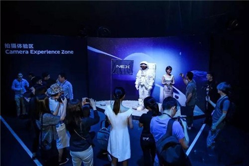 突破未来！VIVO这场发布会的舞美真的厉害了！