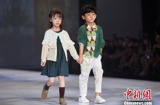 媒体邀请案例 -  广东 时装周童装发布会精彩回顾