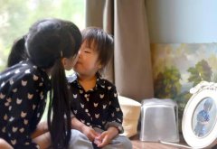 营销资讯 - 好的产品是会说话的，这家亲子服装店凭这个成