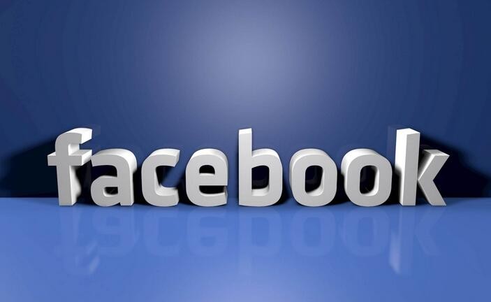 企业出海 - Facebook扩张至办公聊天市场：推出PC聊天工具