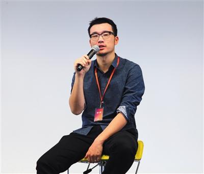 郭 威 硅谷天使投资人，高中在新加坡留学，大学就读于旧金山大学创业专业。毕业后从事风险投资，三年在硅谷投出110个项目，代表项目有职业社交公司Weave、安防机器人Knightscope、运输无人机公司Matternet等。