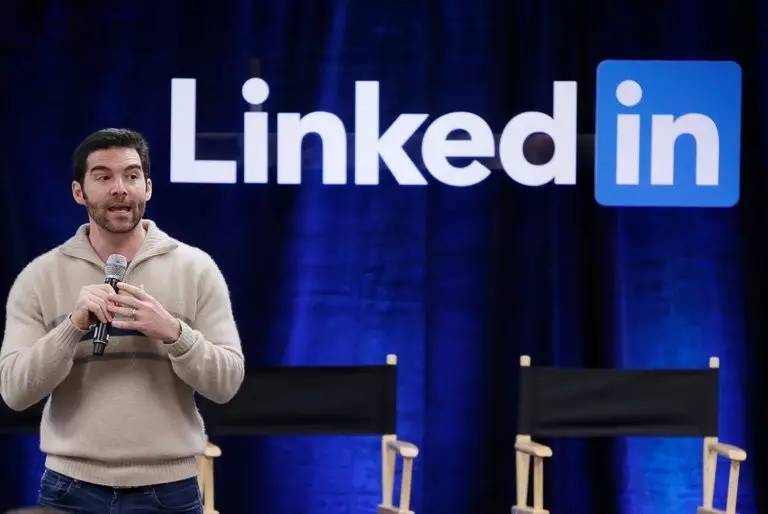 企业出海 - 多方解读微软收购LinkedIn事件