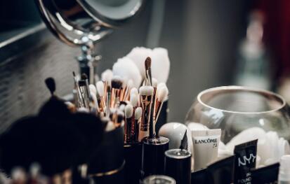 产品推广 - 抖音怎么做美妆账号，抖音美妆账号有哪些做法