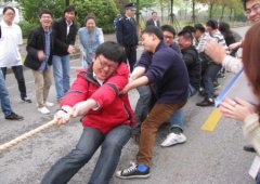 经典广告语 - 拔河比赛班级口号-经典用语大全