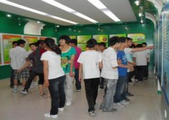 经典广告语 - 大学生服务中心口号-经典用语大全